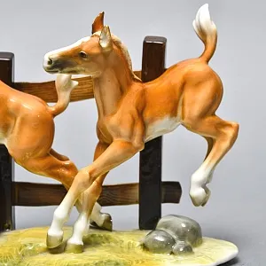 Коллекционная статуэтка «Лошади - Скачущие Жеребята», Фарфор Hutschenreuther Германия, 1970 год.