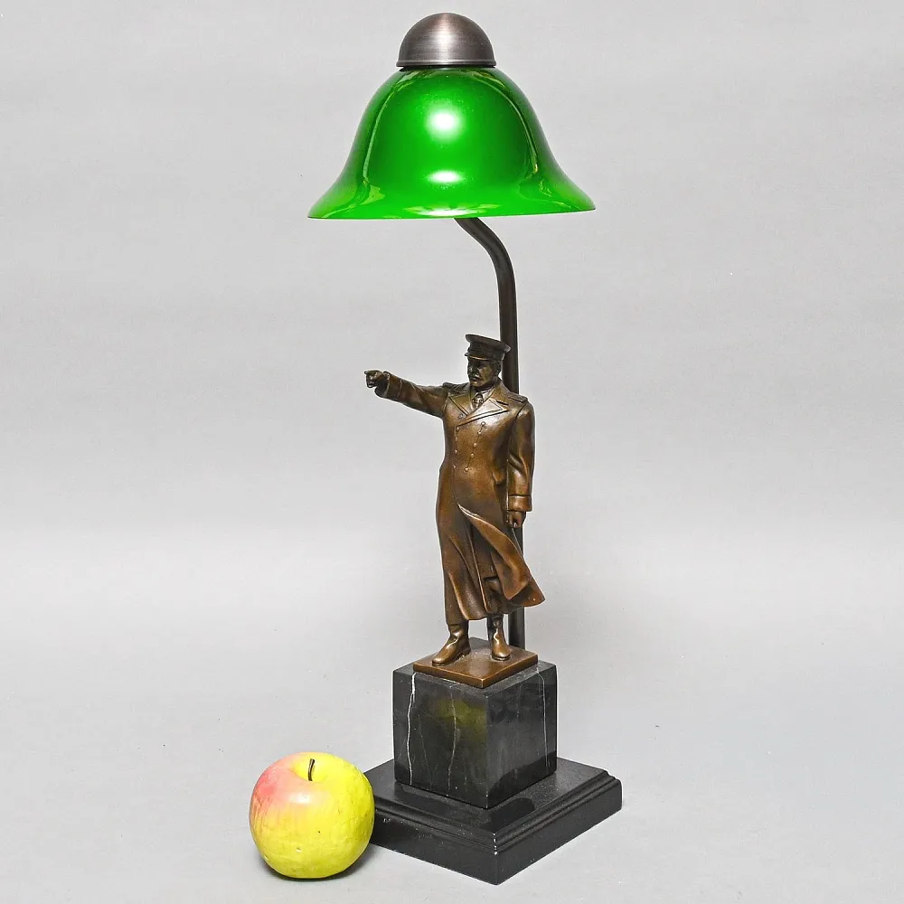 Авторская Настольная Лампа - Статуэтка "СТАЛИН" L'atelier ART & Bronze Франция начало ХХI века.
