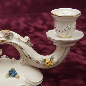 Подсвечник «Путти» Фарфор - Von Schierholz - Германия 1930-1950 годы ХХ века.