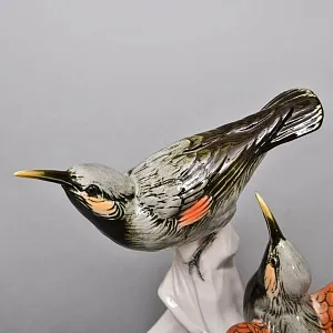 Пара Птиц - Фарфоровая Статуэтка «Свиристели» Н -19 см., Karl Ens, Германия - первая половина ХХ века.