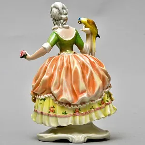 Редкость!!! Фарфоровая Статуэтка «Дама с попугаем», Karl Ens Германия, 30-е гг.