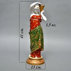 Антикварная Фарфоровая статуэтка «Девушка с кувшином», Nymphenburg Германия, начало ХХ века.