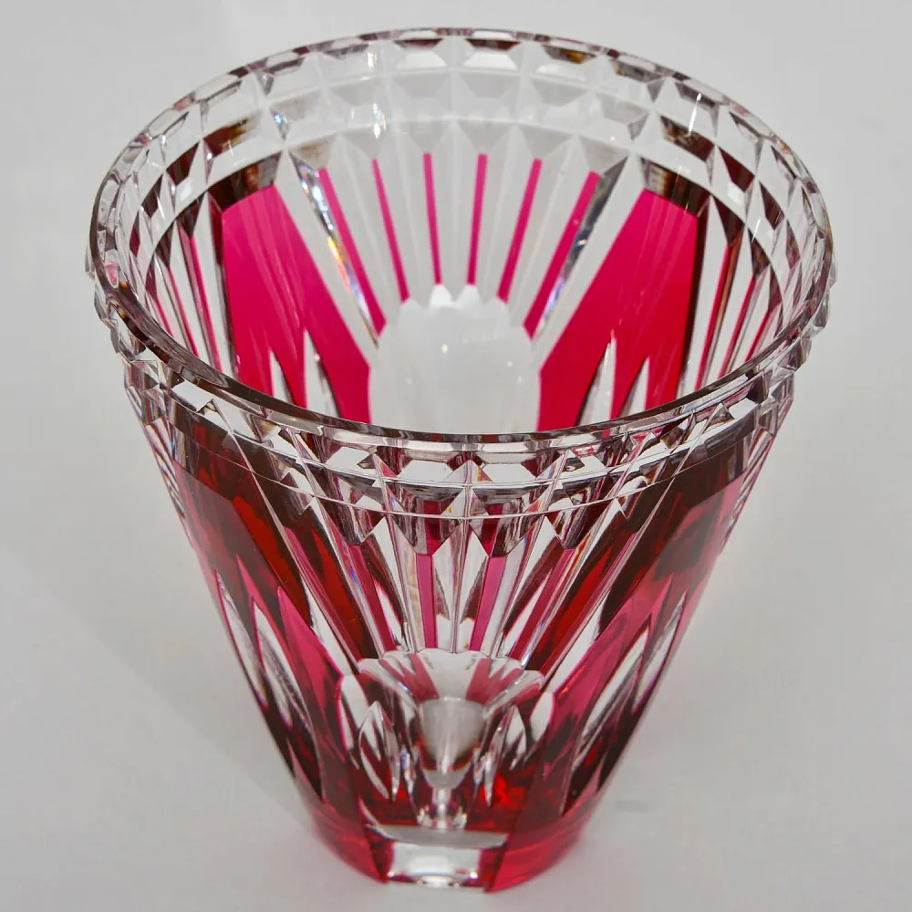 Ваза - Малиновый Хрусталь VAL SAINT LAMBERT Бельгия, середина ХХ века.