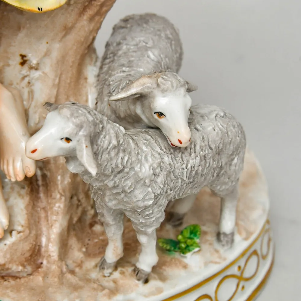 Коллекционная Фарфоровая статуэтка «Любовная пара», SITZENDORF Германия, середина ХХ века.