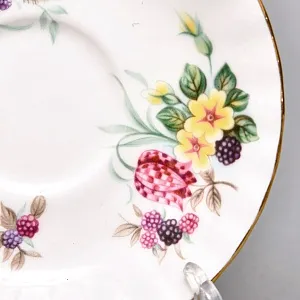 Коллекционная Фарфоровая Кофейная пара «Букет с ежевикой», ROYAL ALBERT Англия.