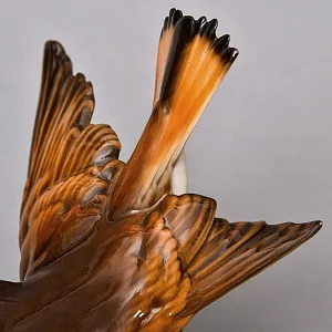 Коллекционная Фарфоровая статуэтка «Птица. Варакушка c добычей», Hutschenreuther Германия.