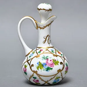 Винтажный Фарфоровый набор Два Соусника на подносе «Цветочная россыпь», Limoges Франция.