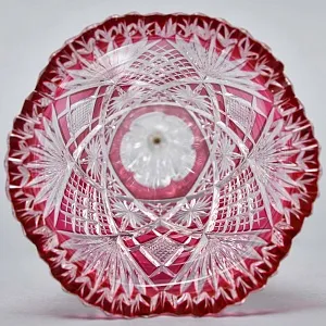 Небольшая Хрустальная Ваза - Бокал Розового цвета, VAL SAINT LAMBERT Бельгия.