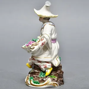 Редкая Фарфоровая статуэтка «Китайский продавец фруктов», Nymphenburg Германия, 50-е гг.