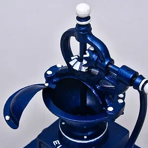 Антикварная Чугунная Ручная Механическая Кофемолка ELMA, Франция начало ХХ века.