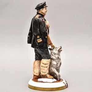Коллекционная Авторская Статуэтка «Советский Исследователь Арктики - Папанин И.Д.», фарфор, Россия. 