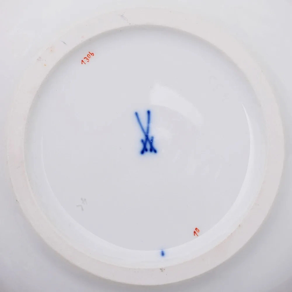 Большая Фарфоровая Шкатулка - Бонбоньерка «ЦВЕТЫ», MEISSEN / МЕЙСЕН Германия.