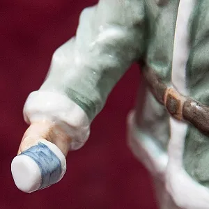 «Полярники» - Авторская Коллекционная Парная Фарфоровая Статуэтка, Дулёво Россия.