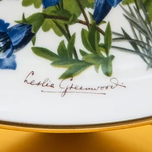 Коллекционная Тарелка «ЦВЕТЫ ИЮНЯ» Фарфор, WEDGWOOD, Англия -1978 год.