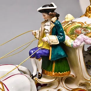 Большая Фарфоровая статуэтка «Карета с влюбленной парой», Scheibe Alsbach Германия, 1925 - 1962 гг. 