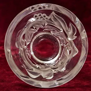 Хрустальная Ваза из серии «Saumur», Laligue / Лалик Франция, вторая половина ХХ века.