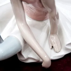 Коллекционная Фарфоровая статуэтка «Маленькая балерина в розовом» Lladro, Испания - 1978 год.