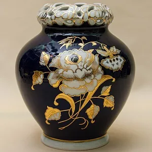 Кобальтовая Коллекционная Ваза «Золотая Роза» WALLENDORF, Германия -1963 год.