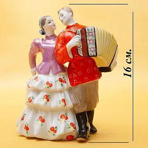 Фарфоровая Статуэтка «Танец - Кадриль» СССР ДФЗ Дулево -1964 -1968 годы. 