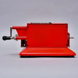 Арифмометр - Механическая Счётная Машинка «КРАСНЫЙ ФЕЛИКС» СССР.