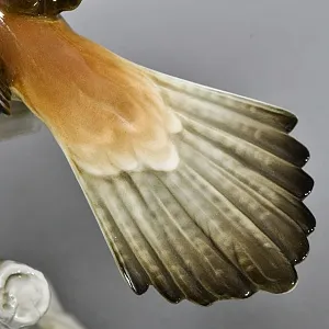 Коллекционная Фарфоровая статуэтка «Птица. Взлетающая Сойка», Hutschenreuther Германия.