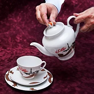 Коллекционный Чайный сервиз «Эгоист» - «65 лет Победы», Фарфор ИФЗ, Россия. 