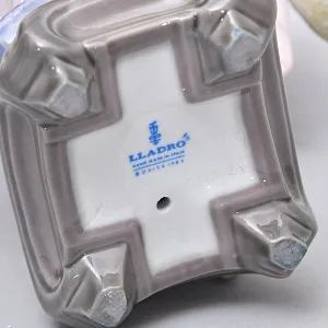 Редкость!!! Коллекционная Фарфоровая Статуэтка «Мичико. Японская девушка с корзиной цветов», Lladro Испания.