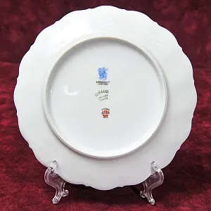 Две Фарфоровые Бульонные пары - Суповые Чашки из серии «Шиповник», Limoges Франция -1979 год.