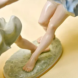 Авторская Коллекционная Статуэтка «ПОДРУГИ. ТАНЕЦ», фарфор Hutschenreuther, Германия 1955-1968 годы. 