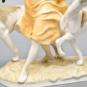 Коллекционная Фарфоровая статуэтка «Девушка с собаками - левретками», Hutschenreuther Германия.