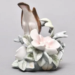  Коллекционная фарфоровая статуэтка «Птица и божья коровка на цветке», Lladro Испания. 