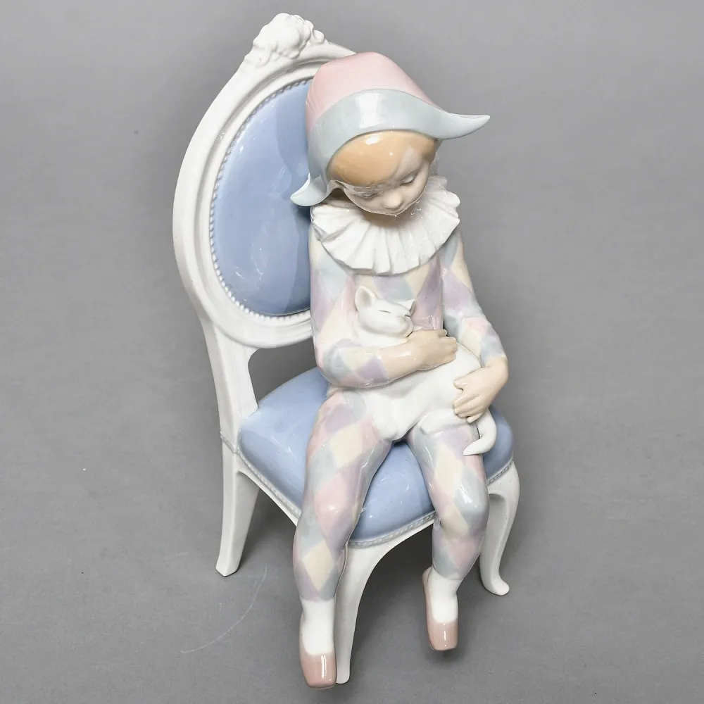 Коллекционная Фарфоровая статуэтка «Маленький Арлекин с кошкой», Lladro (Лядро) Испания.