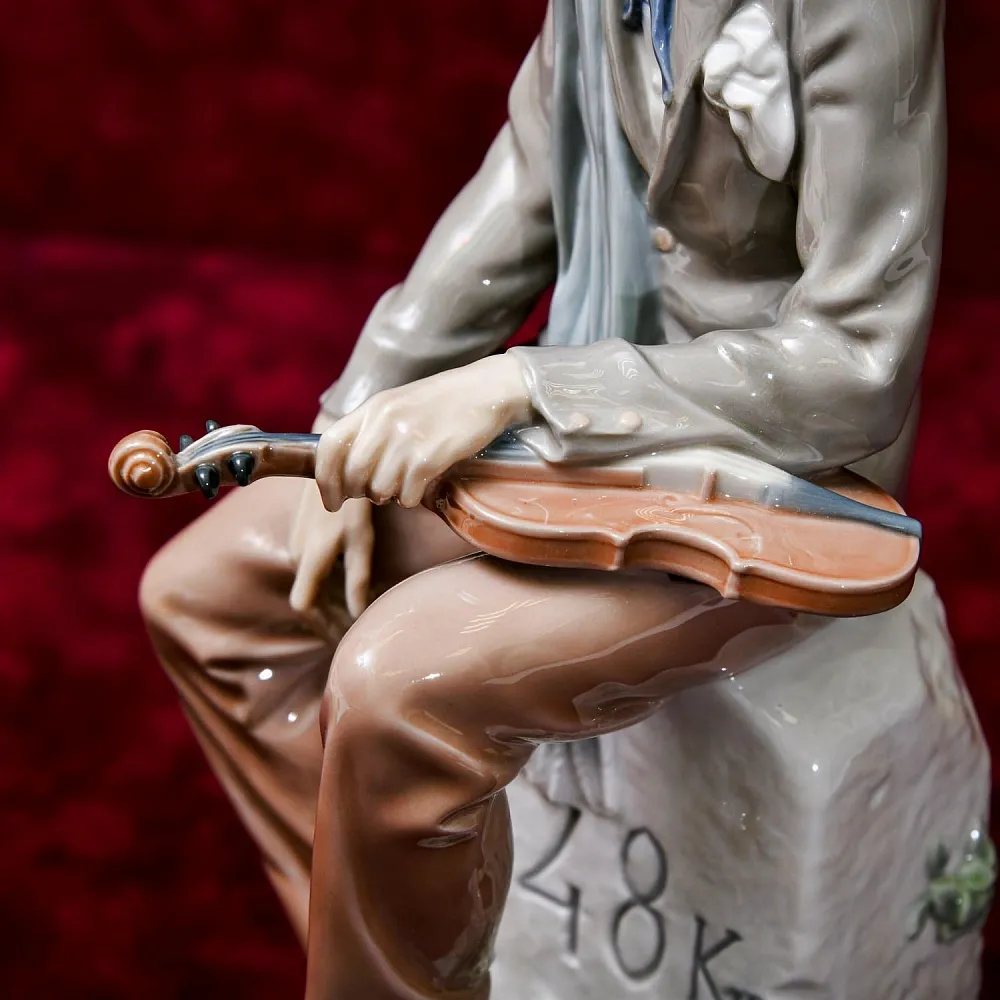 Редкость!!! Коллекционная Фарфоровая Статуэтка «Бродячий музыкант. Скрипач», Lladro Испания - 1974 год.