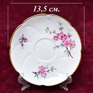 Коллекционная Кофейная пара «Розовый цвет», Лиможский Фарфор Франция, середина ХХ века.