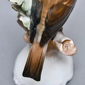 Коллекционная Фарфоровая статуэтка «Птица. Варакушка на дубовой ветке», ROSENTHAL Германия.