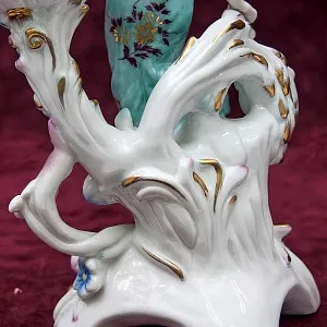 Фарфоровая Статуэтка - Подсвечник на одну Свечу «Девушка в золотом» SANDIZELL Германия.