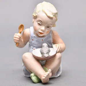 Коллекционная Фарфоровая статуэтка «Завтрак вдвоем. Девочка и птица», ROSENTHAL Германия - 1938 год. 
