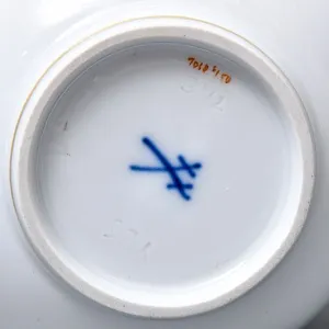 Фарфоровый Молочник - Сливочник «Сережка ольховая», MEISSEN Германия - 1968 год. 