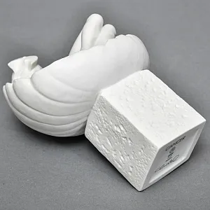 Коллекционная Фарфоровая статуэтка «Девушка, Знак Зодиака - Рак», Royal Copenhagen Дания.