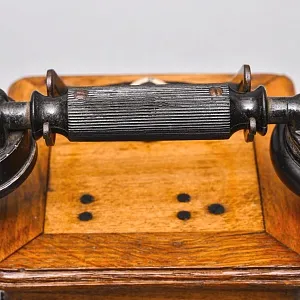 Антикварный Настольный Телефонный аппарат - Телефон «La Telephone Prive», Франция -1918 год.