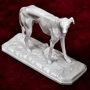 Редкость! Антикварная Фарфоровая Статуэтка «Собака. Арабская Борзая Слюги», Nymphenburg Германия.