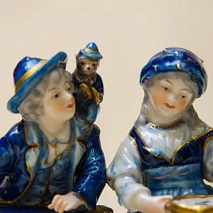 Парная Фарфоровая Статуэтка «Маленький Шарманщик» ФОЛКСТЕД - VOLKSTEDT  Германия.