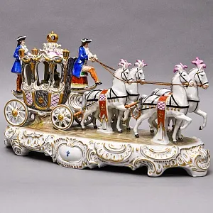 Редкость! Большая Фарфоровая статуэтка «КАРЕТА», SITZENDORF Германия, середина ХХ века.