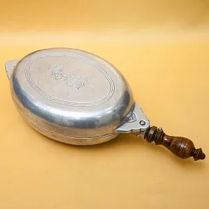 Винтажный Алюминиевый Судок - Кастрюля - Жаровня «Петух в вине» Франция, 50-е годы ХХ века!