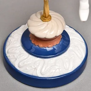 Коллекционная Фарфоровая статуэтка «Мальчик в матроске на карусельной лошадке», Lladro Испания. 