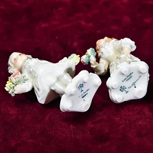 Парные Фарфоровые Статуэтки «Дети - Цветы для Мамы», Карл Энс / Karl Ens, Германия, 30-е гг.