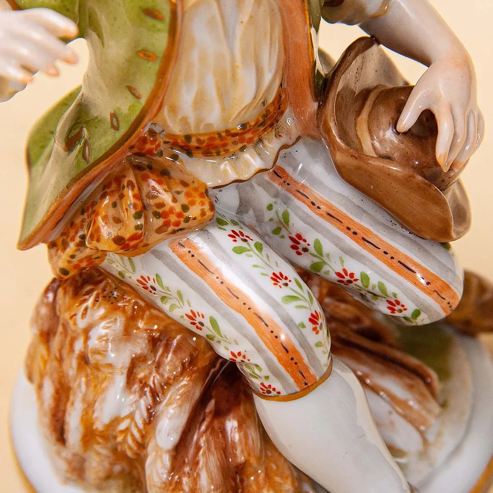 Редкая! Коллекционная фарфоровая статуэтка «МАЛЬЧИК СО ШЛЯПОЙ», Unterweissbach Германия.