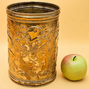 Винтажное Латунное Ведёрко для охлаждения шампанского или вина «Рыцарский Герб», Англия 50 гг. 