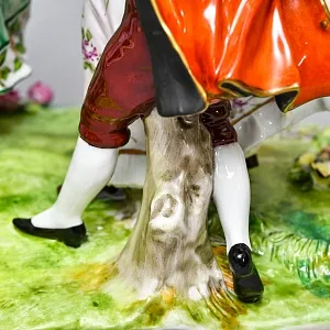 Большая Антикварная Статуэтка «Детские забавы - Ручеек», фарфор Scheibe - Alsbach, Германия.