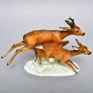 Коллекционная Фарфоровая статуэтка «Охота. Бегущие косули», Hutschenreuther Германия.